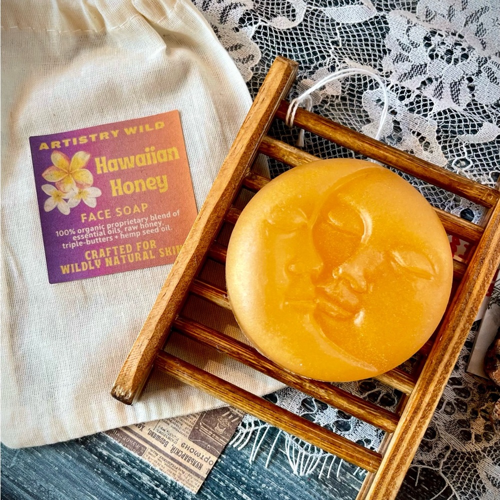 ❁ Hawaiian Honey Face Soap